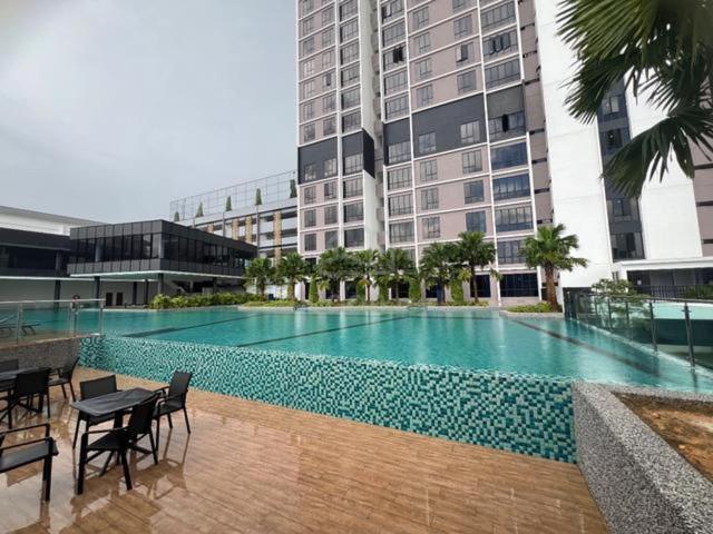 Veranda Hippo House Apartemen *